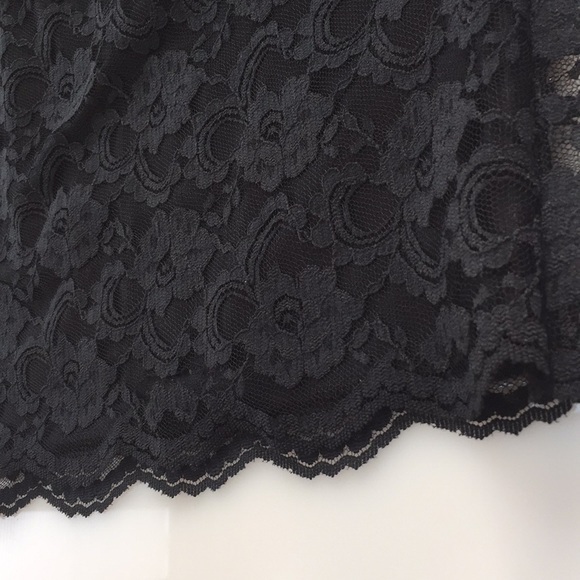 Lace Black Slip Skirt Size 30/32 Waist - Picture 2 of 6